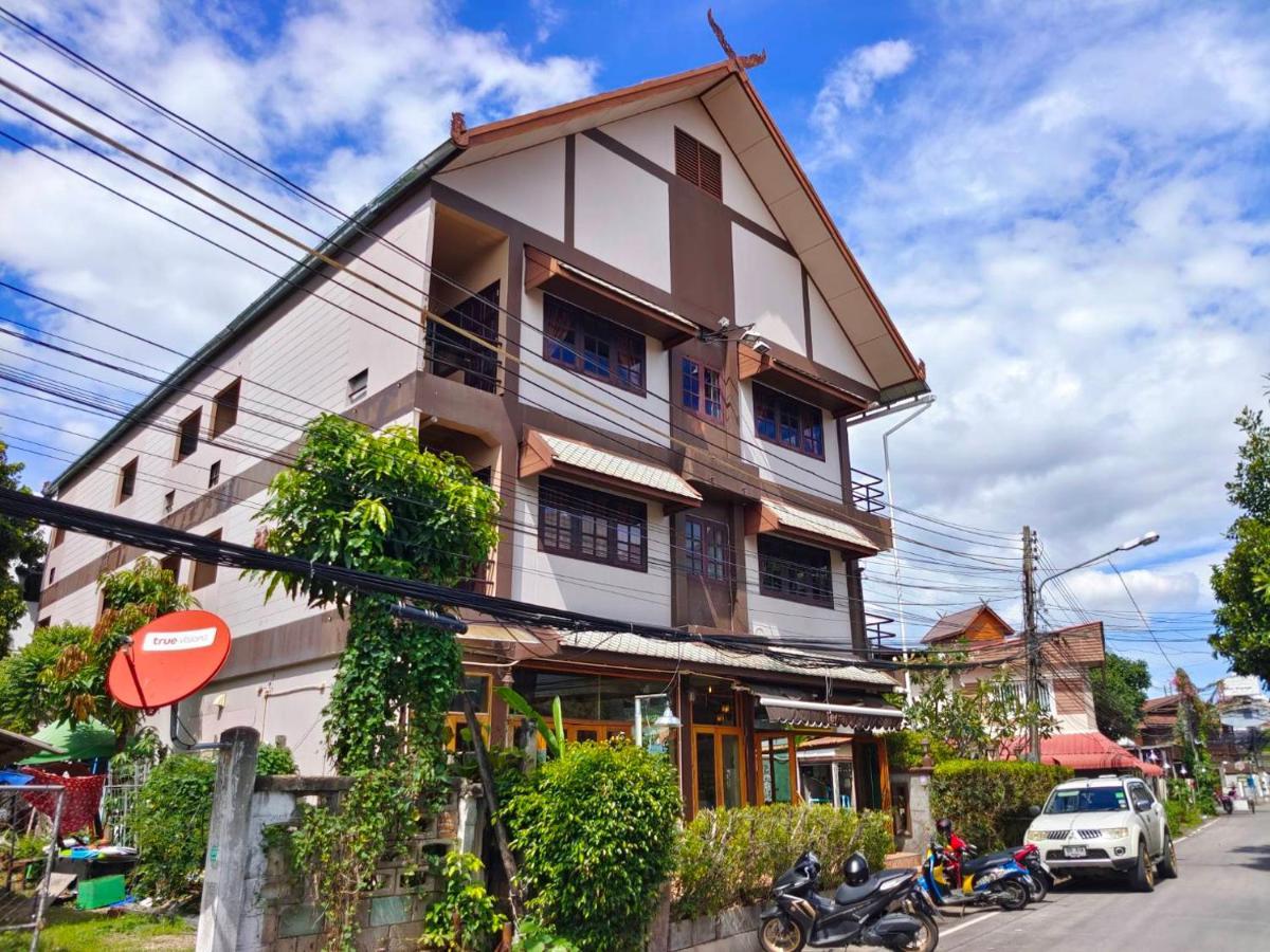 Wualai Boutique By Lanna Oriental Hotel Chiang Mai Exterior photo